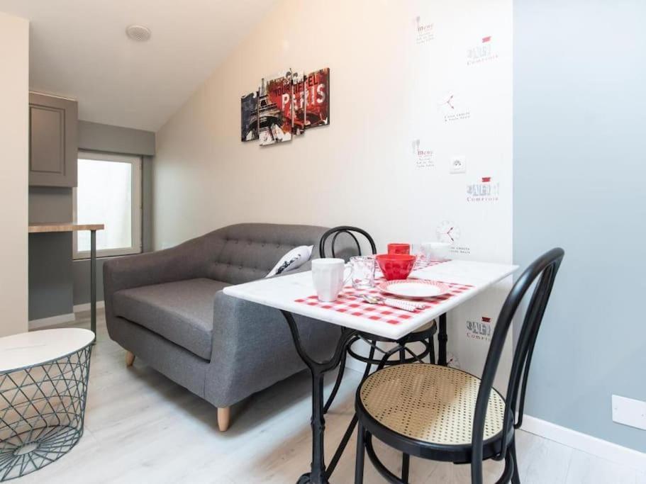 Le Paris Eiffel - Appartement Cosy En Plein Centre Bourgoin-Jallieu Buitenkant foto